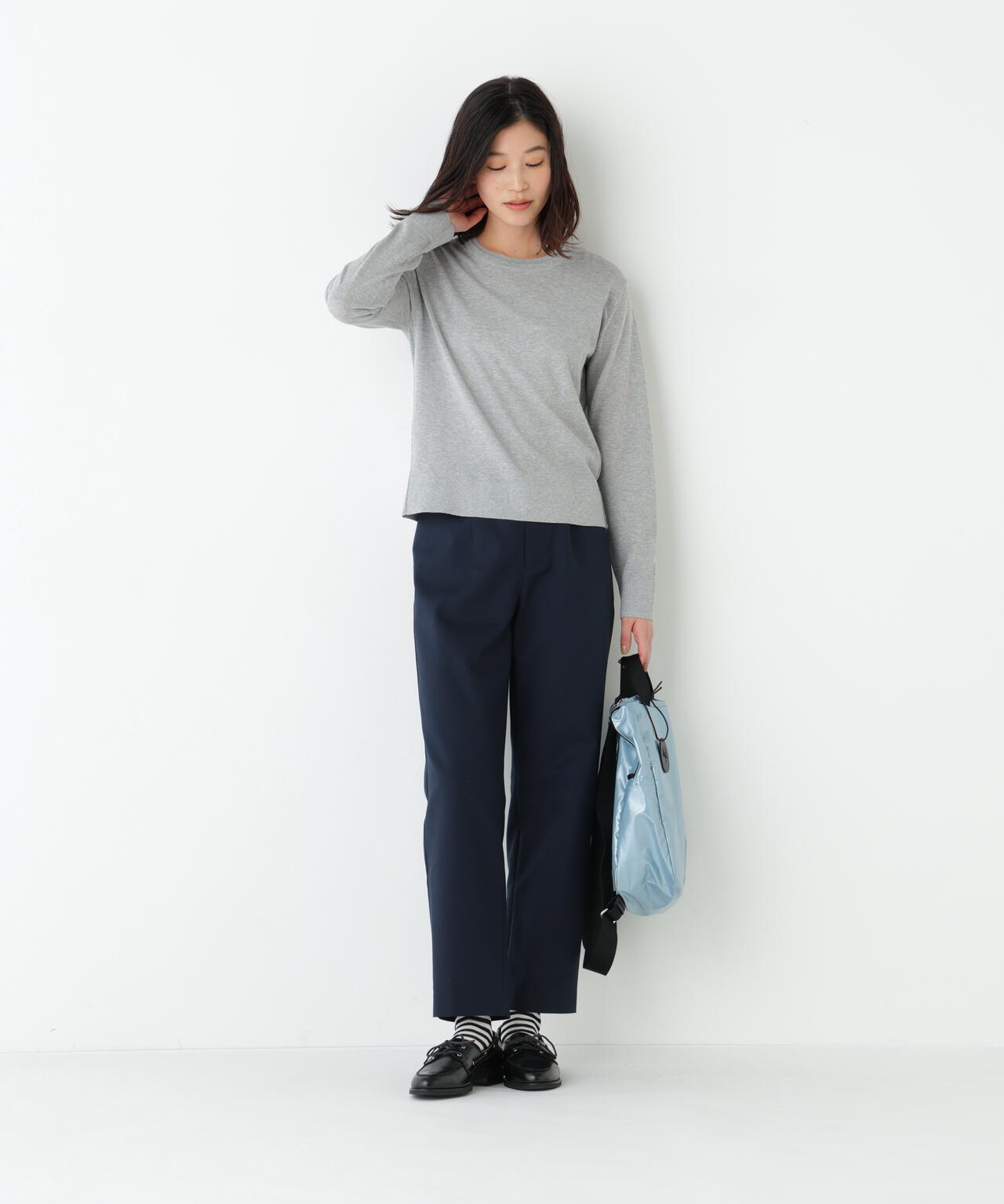 《洗える / ストレッチ素材》細身ストレッチストレートパンツ