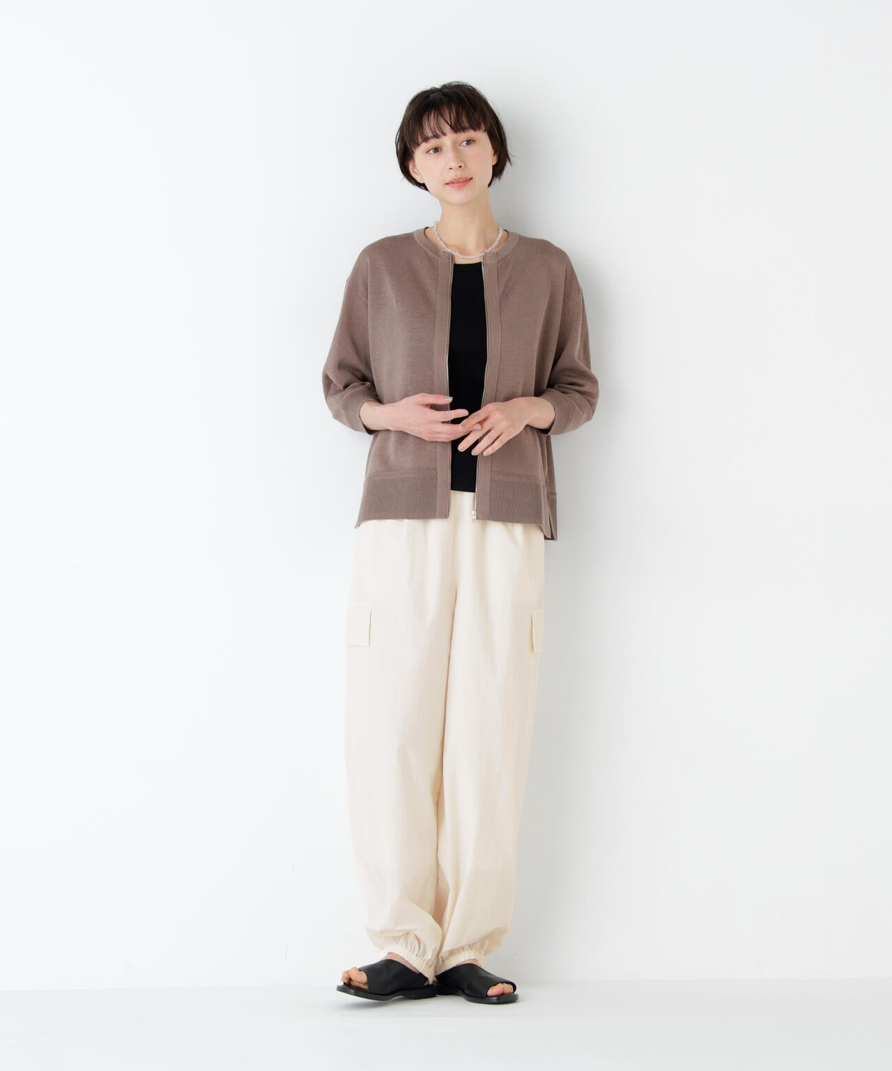 身長168cm　B76 W58 H86 着用サイズ：M