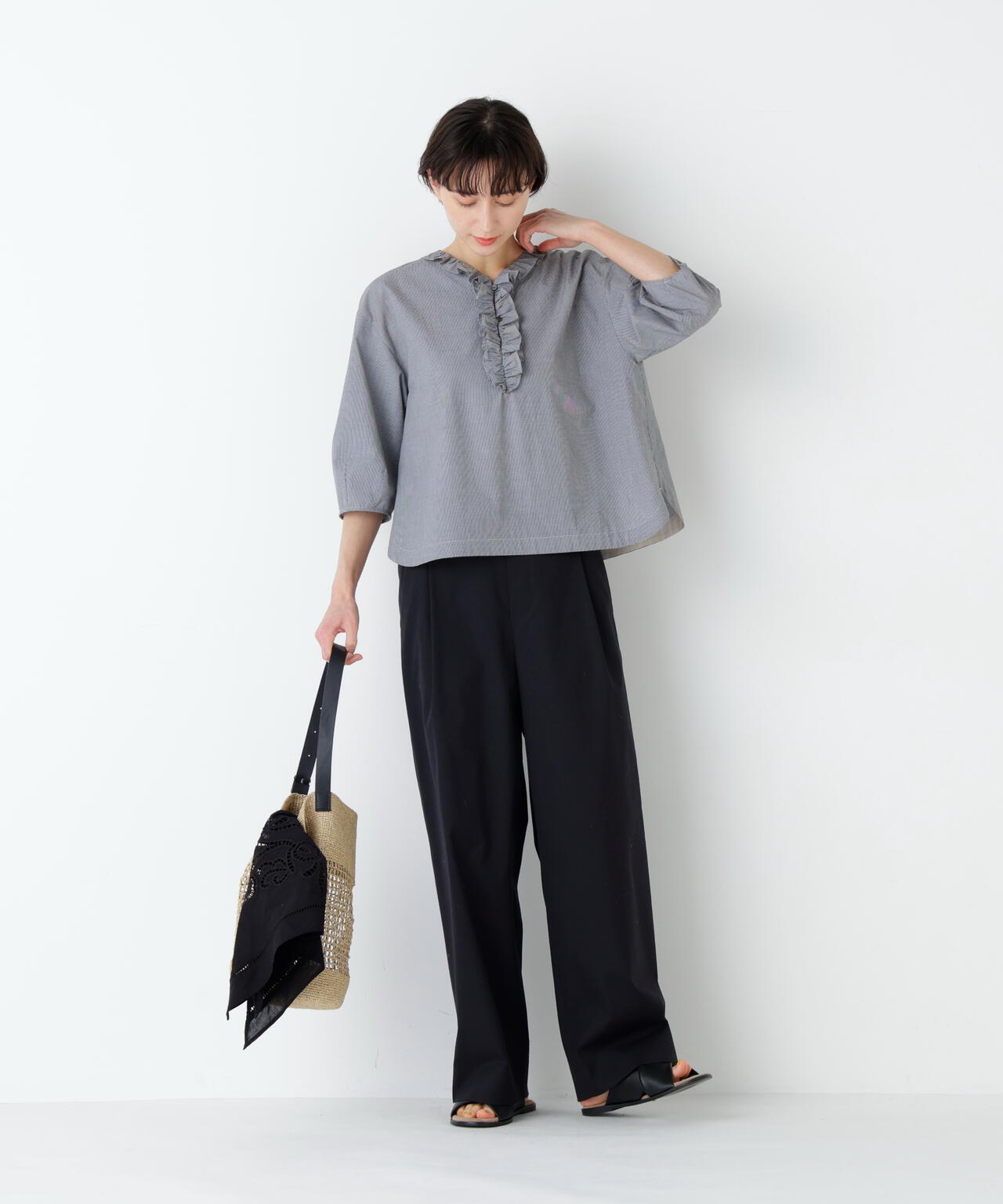 身長168cm　B76 W58 H86 着用サイズ：M