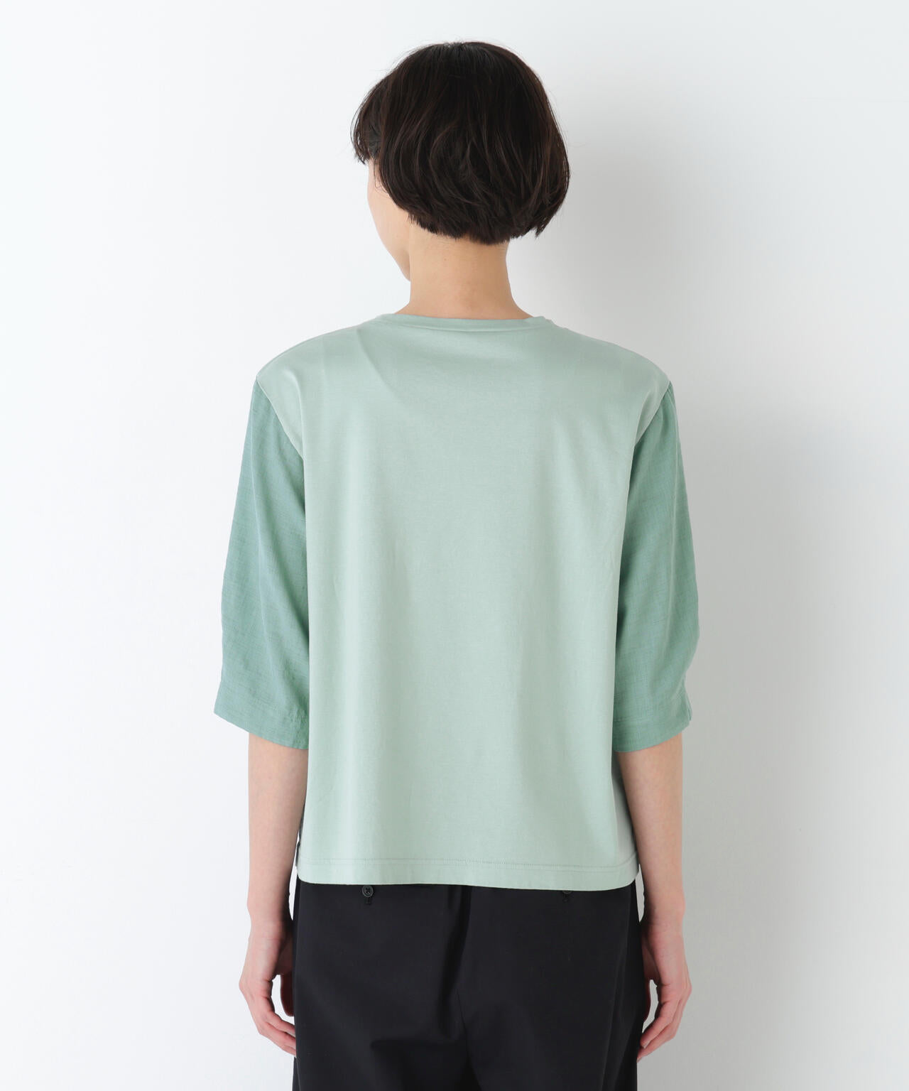 身長168cm　B76 W58 H86 着用サイズ：M