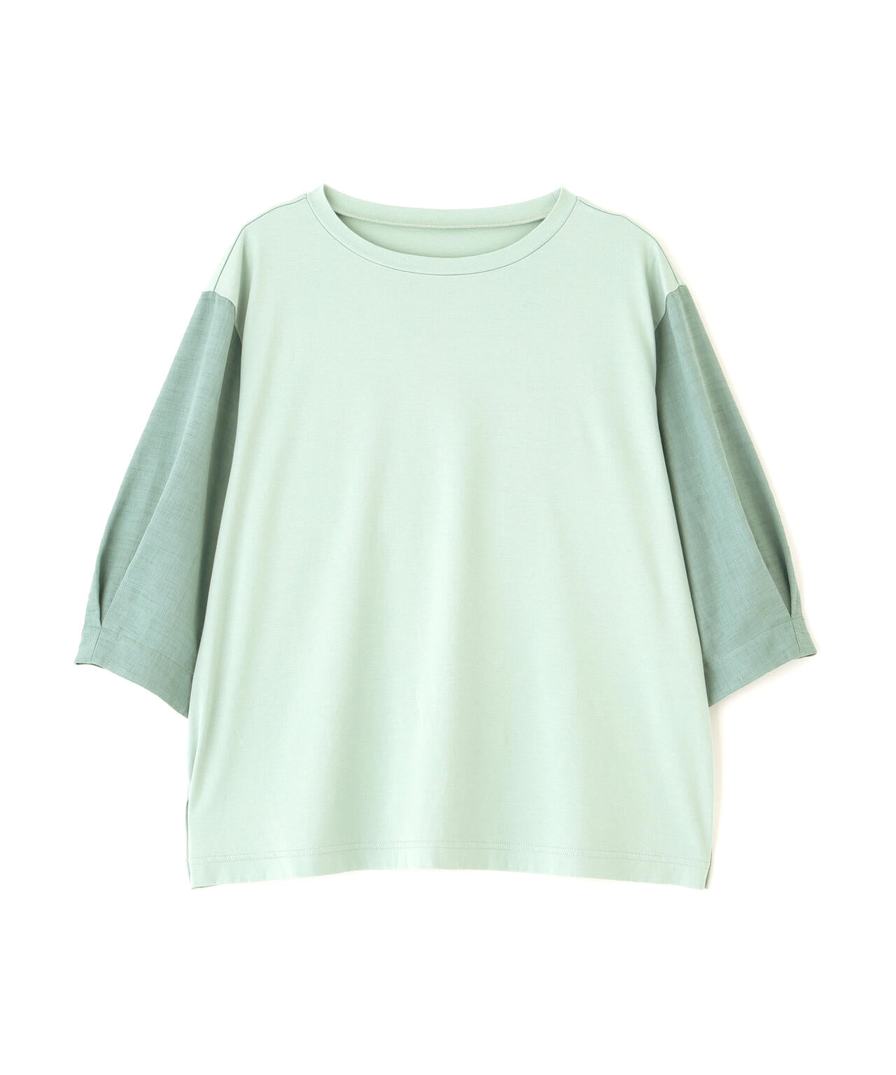 身長168cm　B76 W58 H86 着用サイズ：M