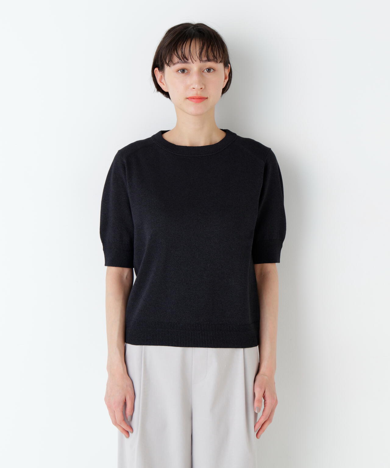 身長168cm　B76 W58 H86 着用サイズ：M
