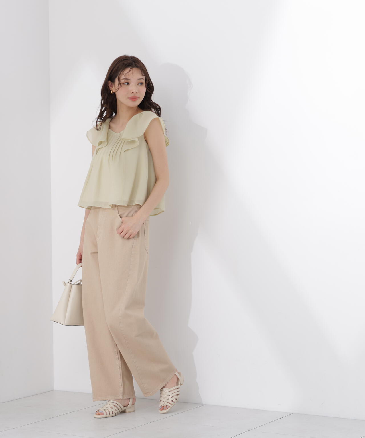 ＜青島心さん着用＞〈a/mie〉ワイドバレルパンツ