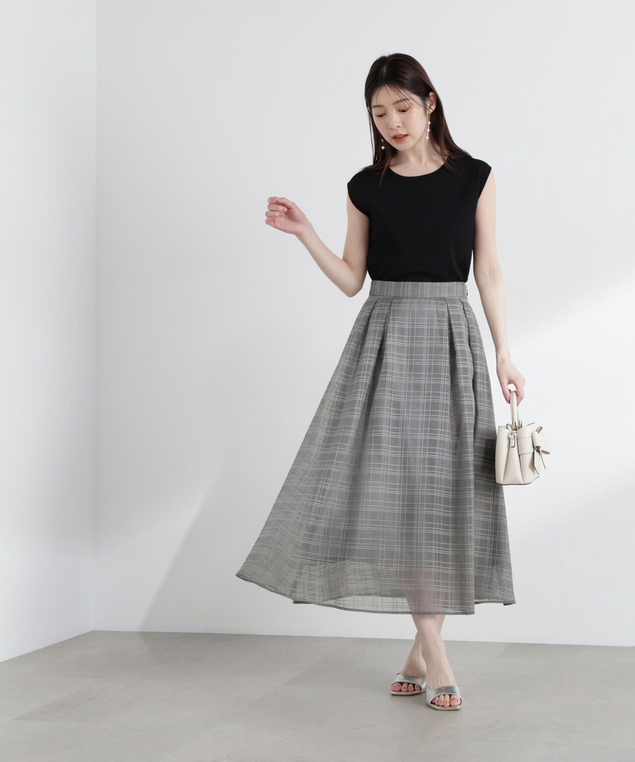 167cm 着用サイズ：FR