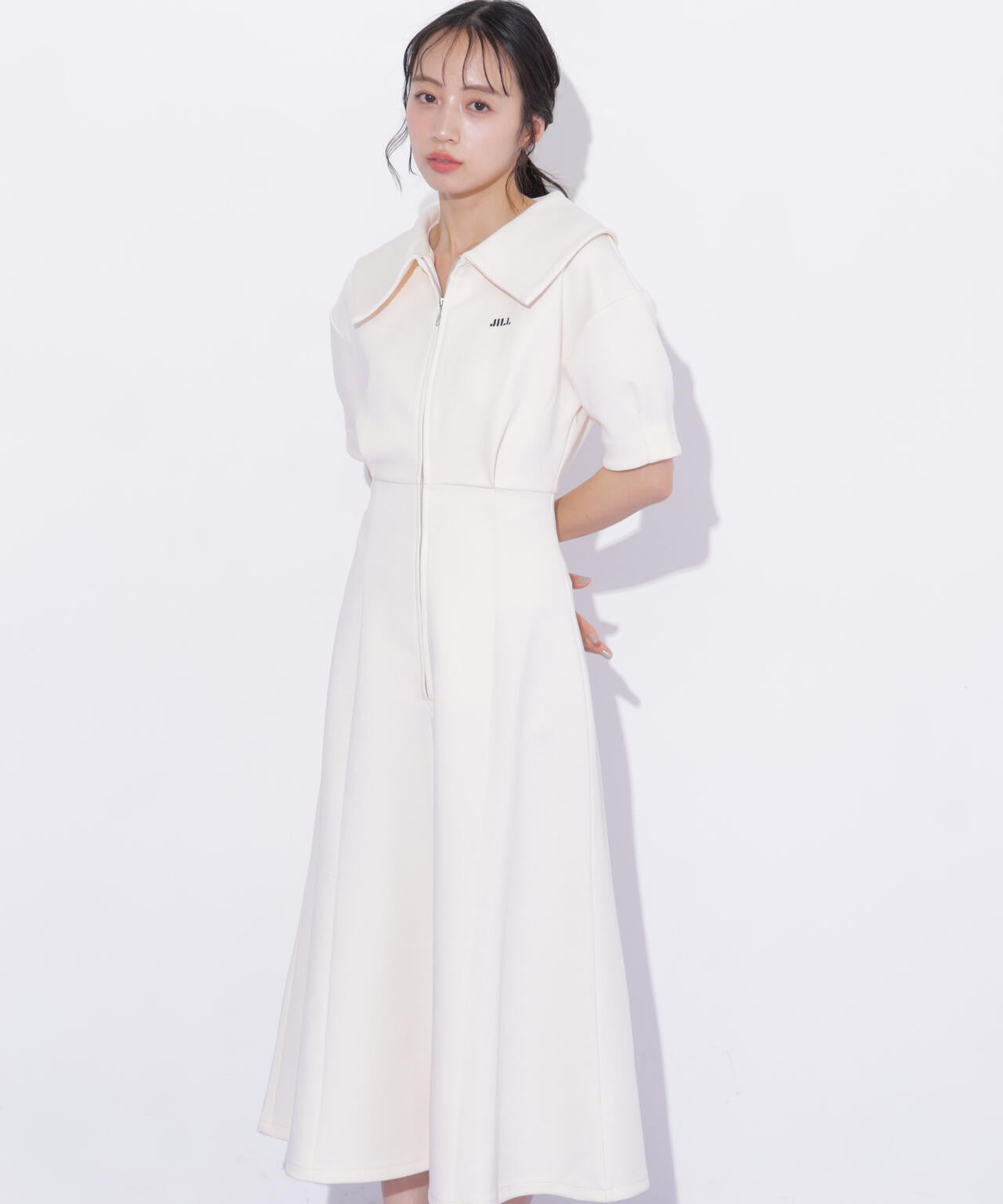 160cm 着用サイズ：FR