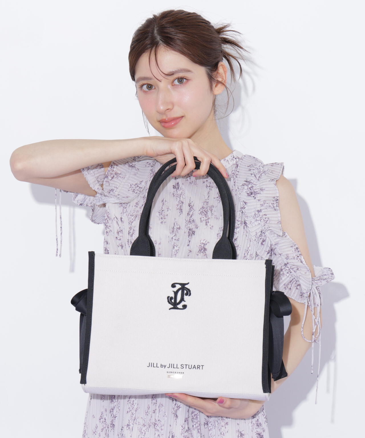 161cm 着用サイズ：FR