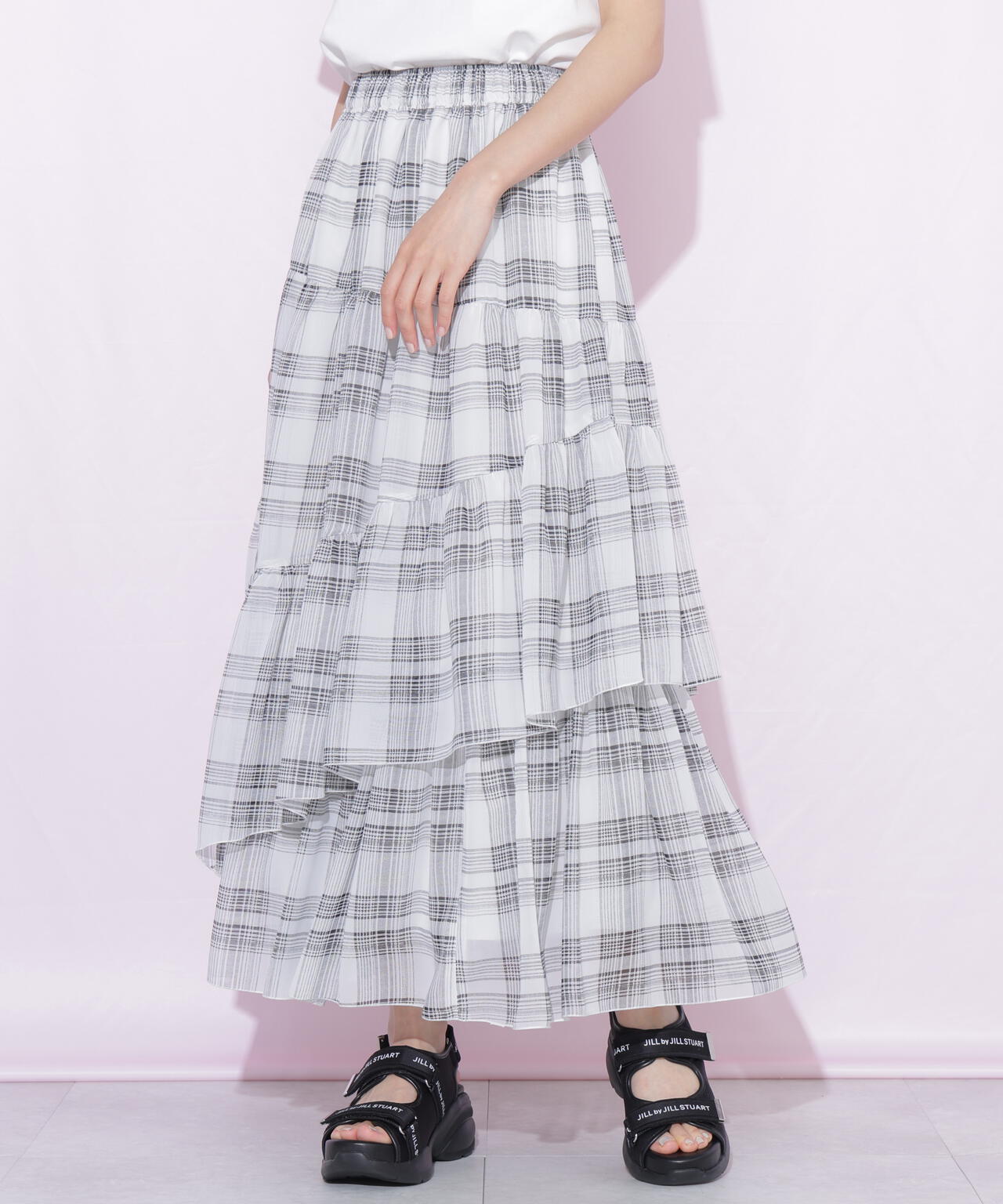 160cm 着用サイズ：FR
