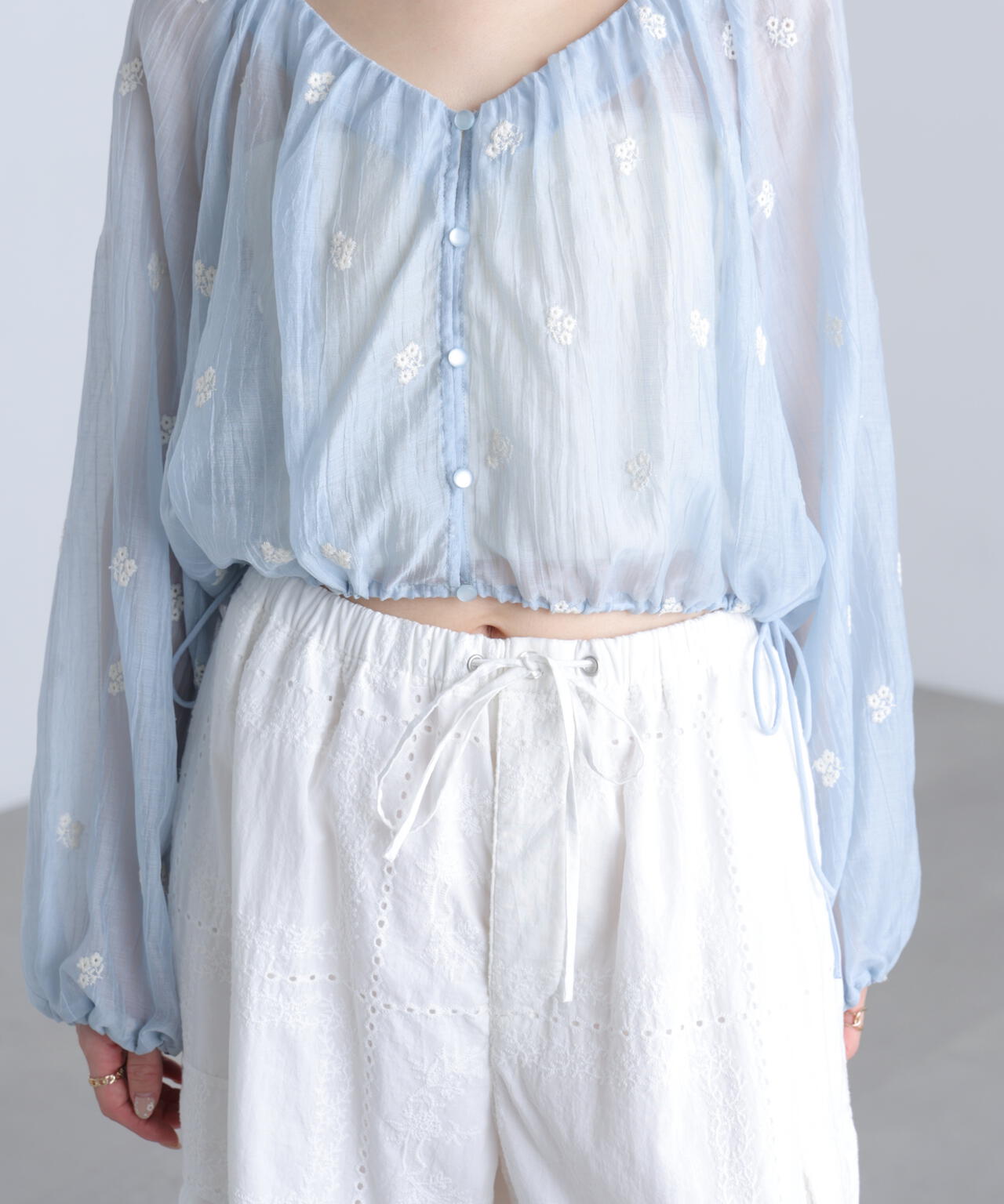 162cm 着用サイズ：FR