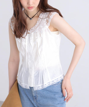 162cm 着用サイズ：FR