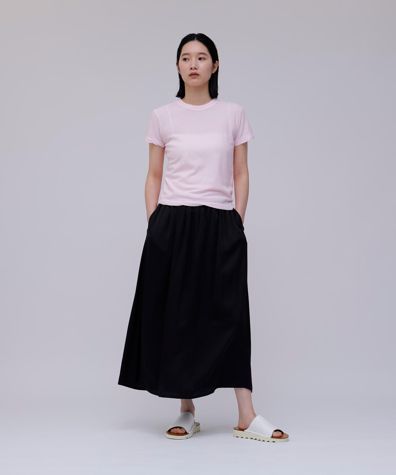 ATON / FRESCA SINGLE JERSEY TIGHT FIT T-SHIRT