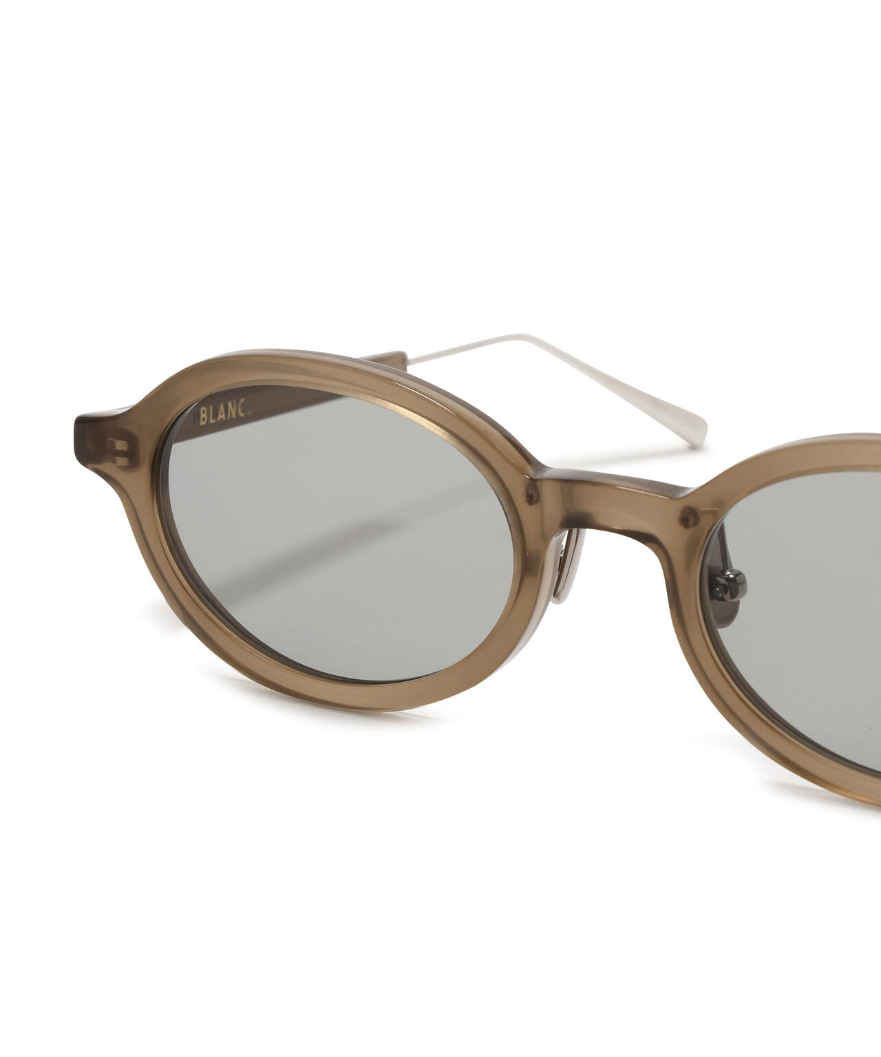 BLANC / B0044mt