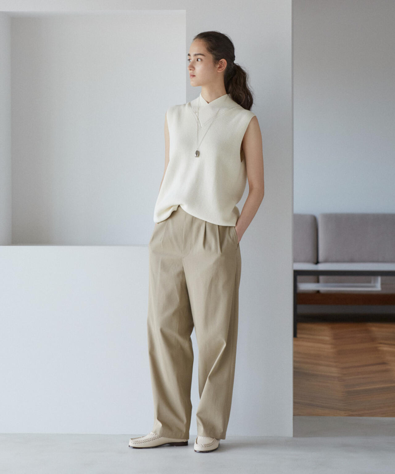 YLEVE / HIGH TWISTED COTTON GABA EASY TROUSERS