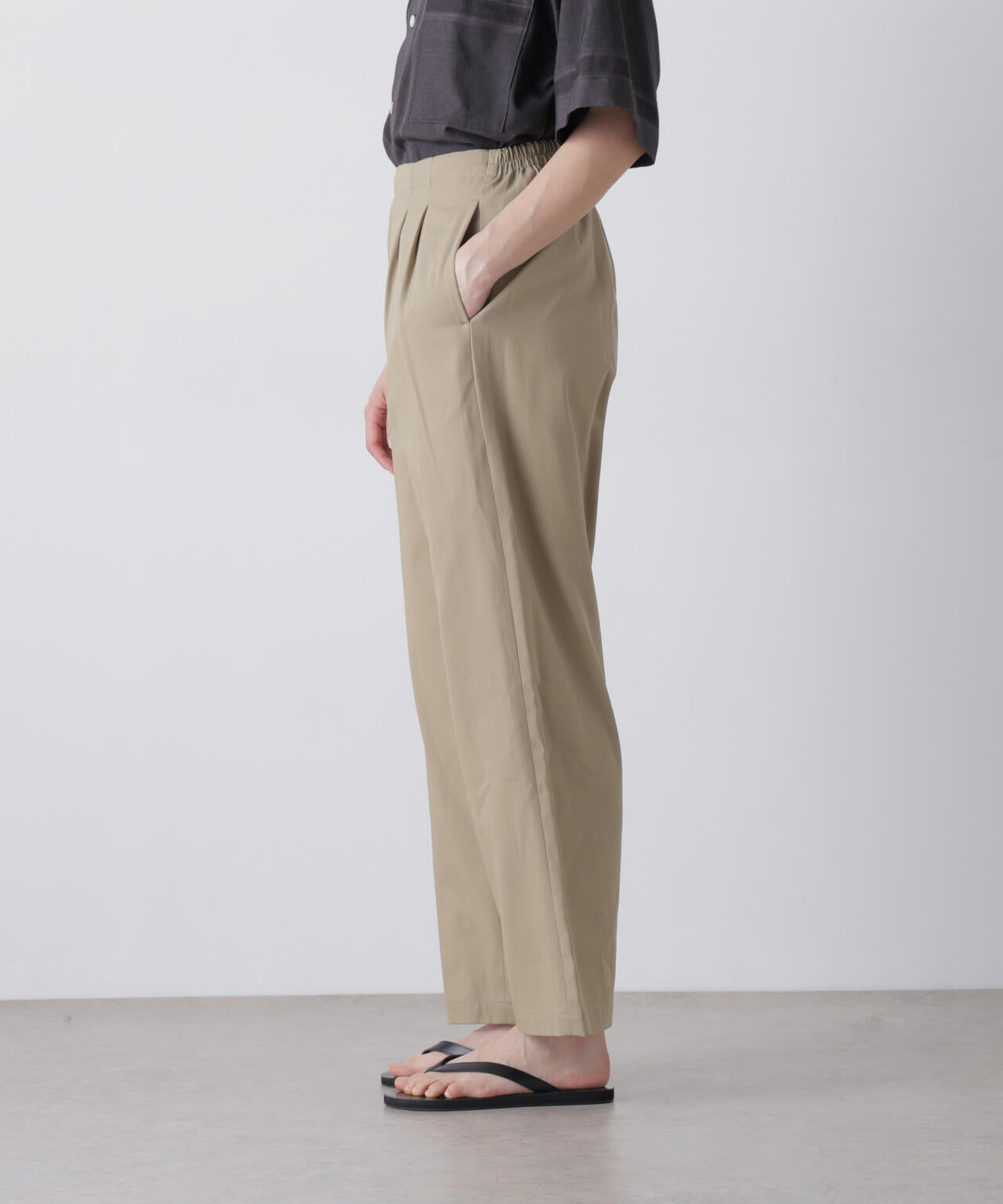 YLEVE / HIGH TWISTED COTTON GABA EASY TROUSERS
