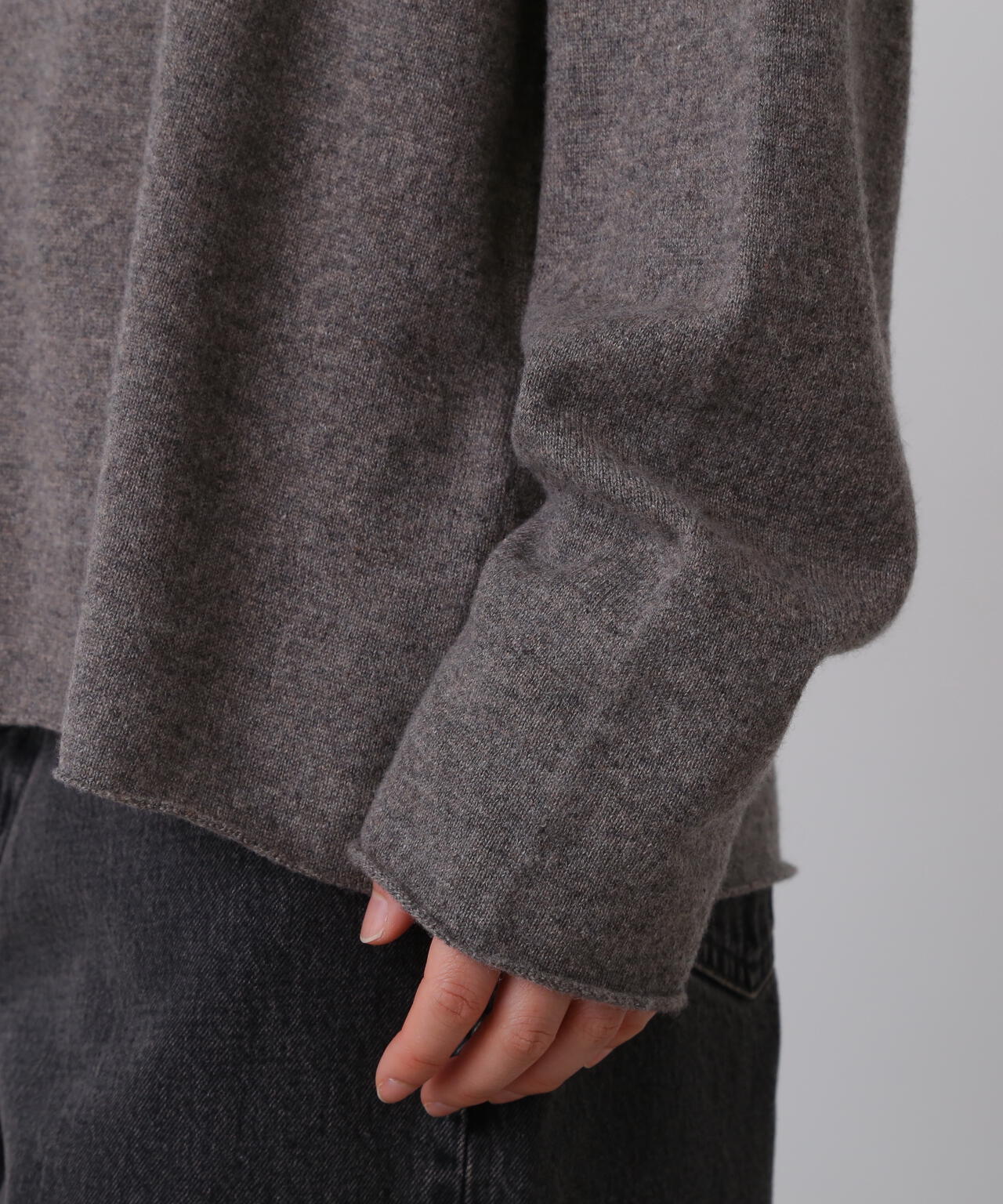 YLEVE / CASHMERE KNIT T‐SHIRT