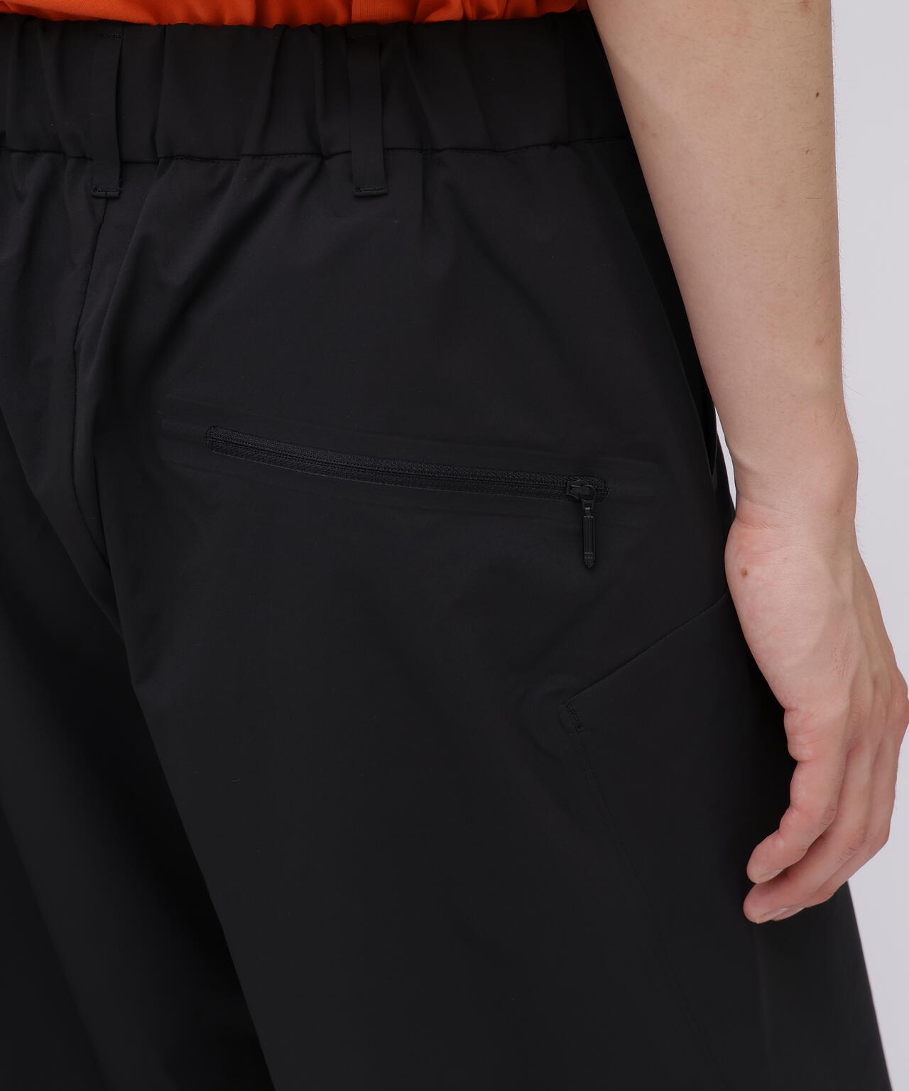 DESCENTE / AIRFLOW BIG CARGO SHORTS