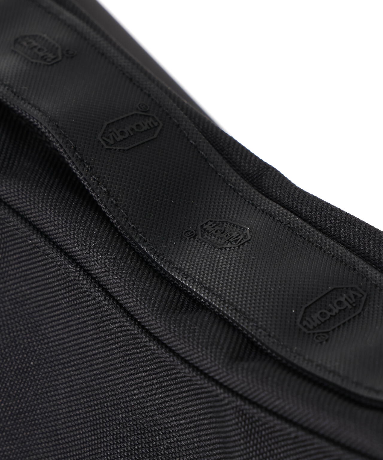 SU / VIBRAM BONDING ROUND BAG