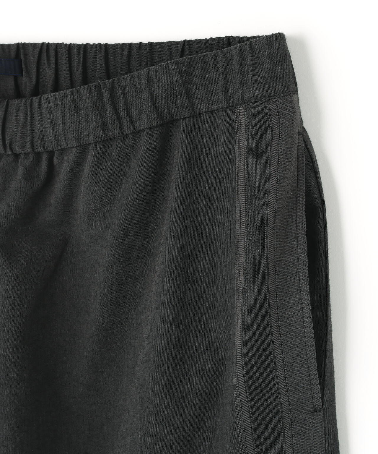 YLEVE / DOBBY STRIPE CHAMBRAY EASY TROUSERS