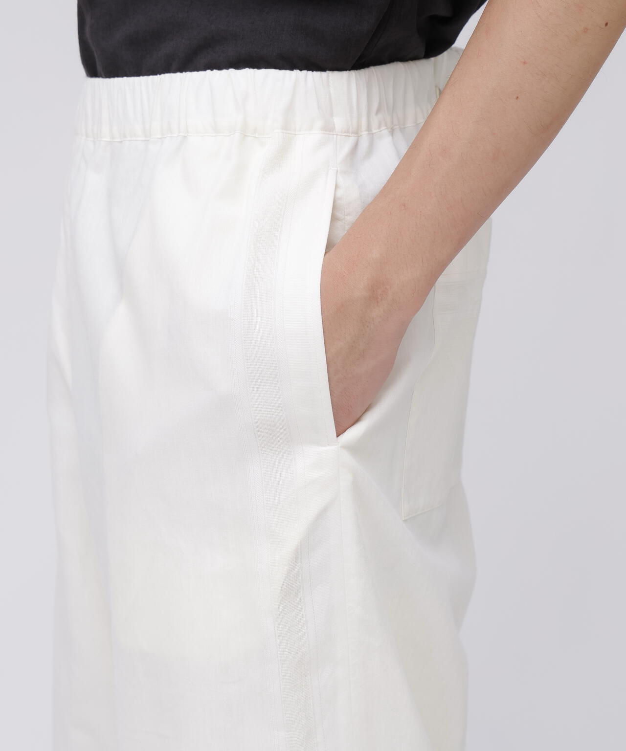 YLEVE / DOBBY STRIPE CHAMBRAY EASY TROUSERS