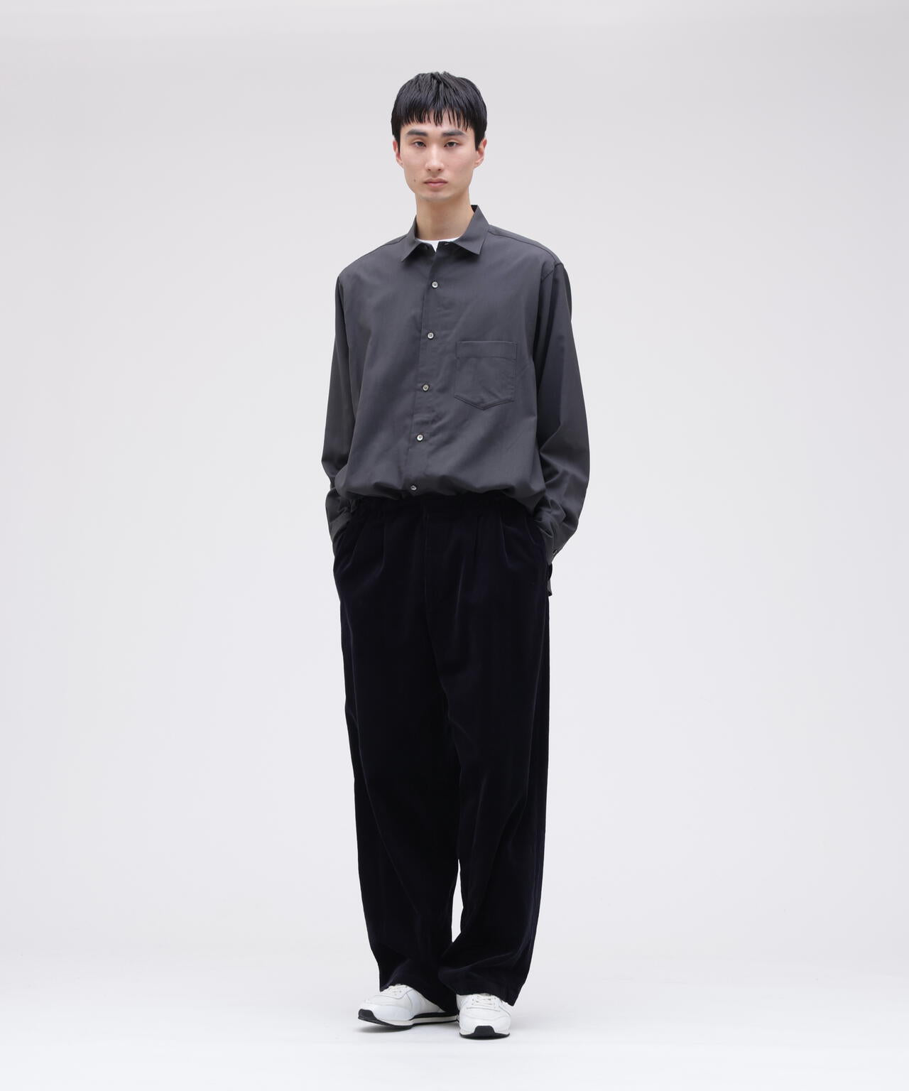 YLEVE / ORGANIC COTTON WALE CORDUROY TROUSERS