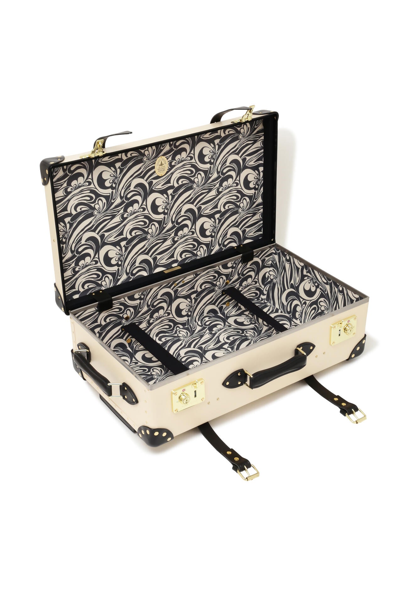 GLOBE TROTTER × ADORE  ミディアム　チェックイン