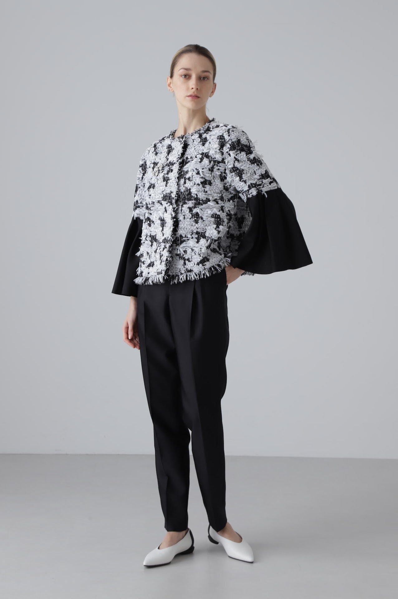 <BLACK LABEL> MALHIA モノトーンツィードジャケット
