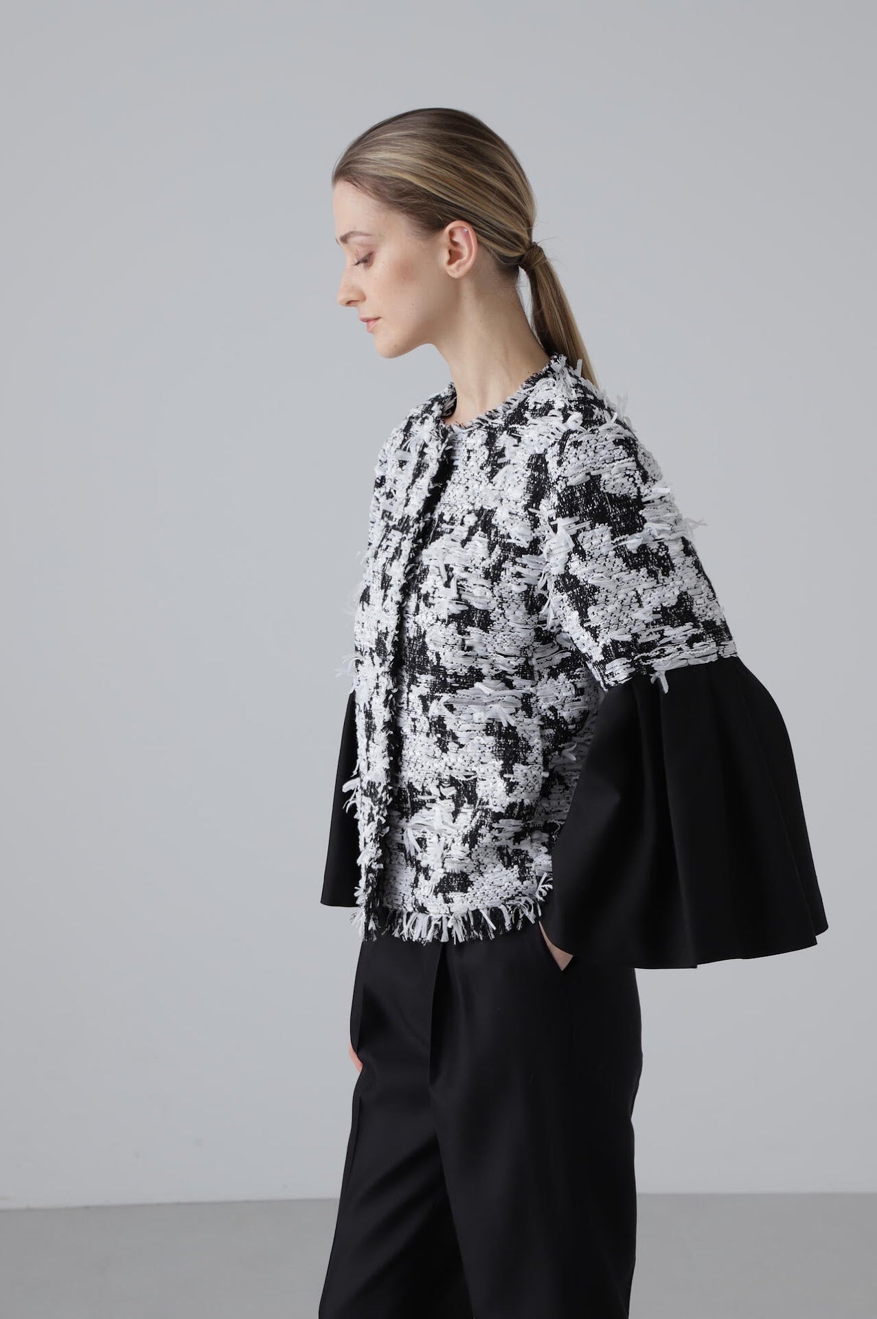 <BLACK LABEL> MALHIA モノトーンツィードジャケット