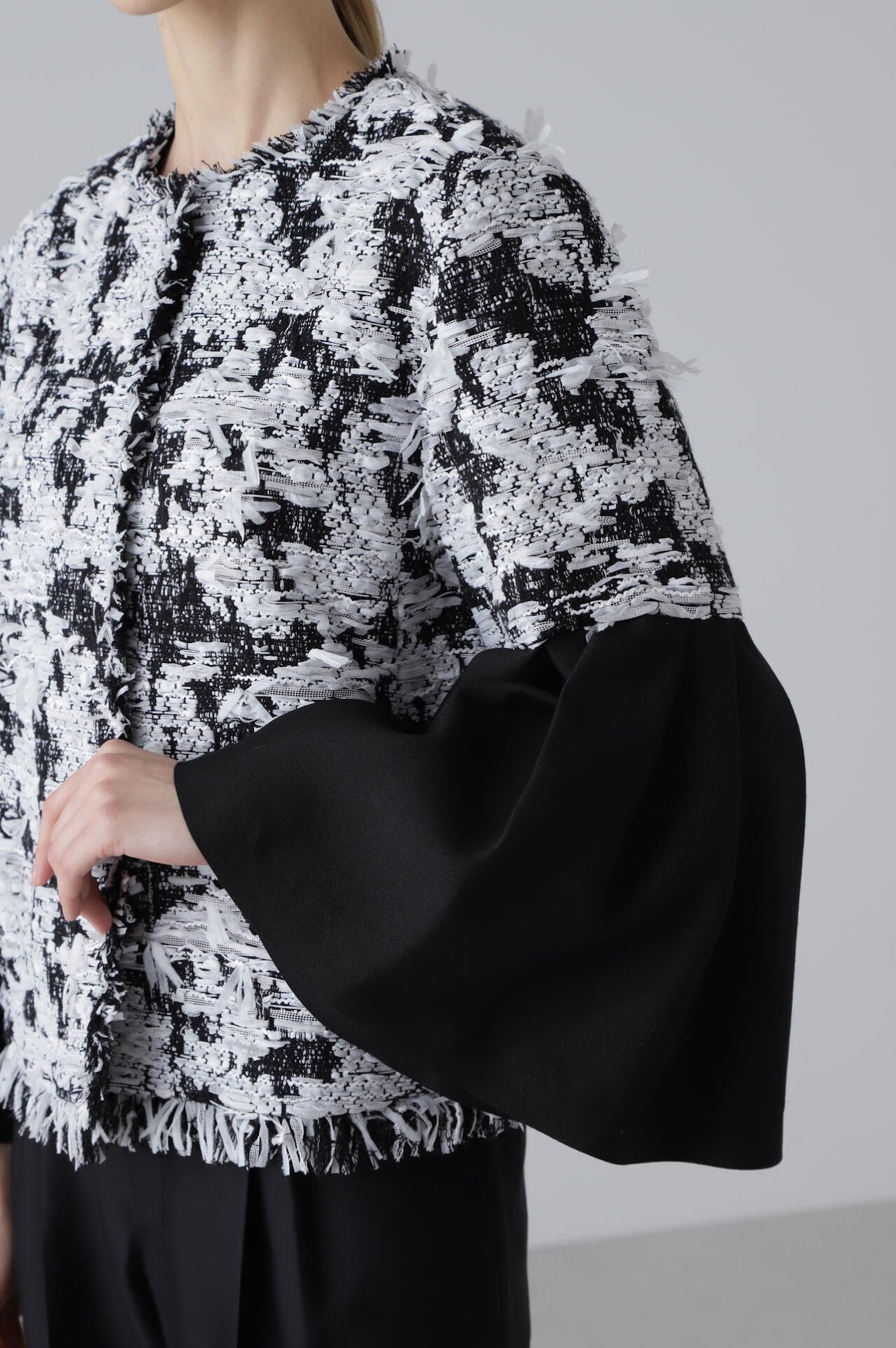 <BLACK LABEL> MALHIA モノトーンツィードジャケット