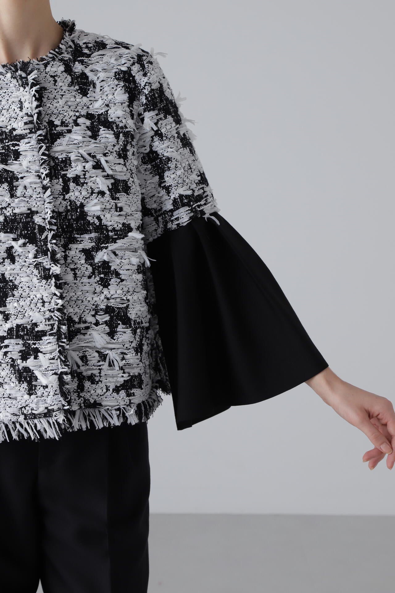 <BLACK LABEL> MALHIA モノトーンツィードジャケット