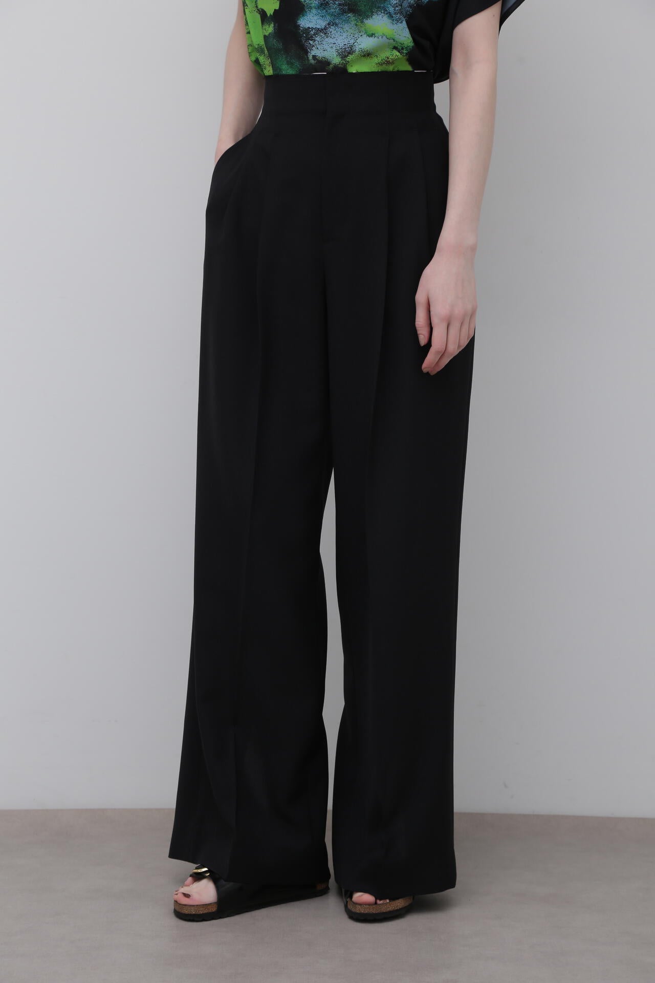 ＜UNiPH＞トリプルツイストパンツ
