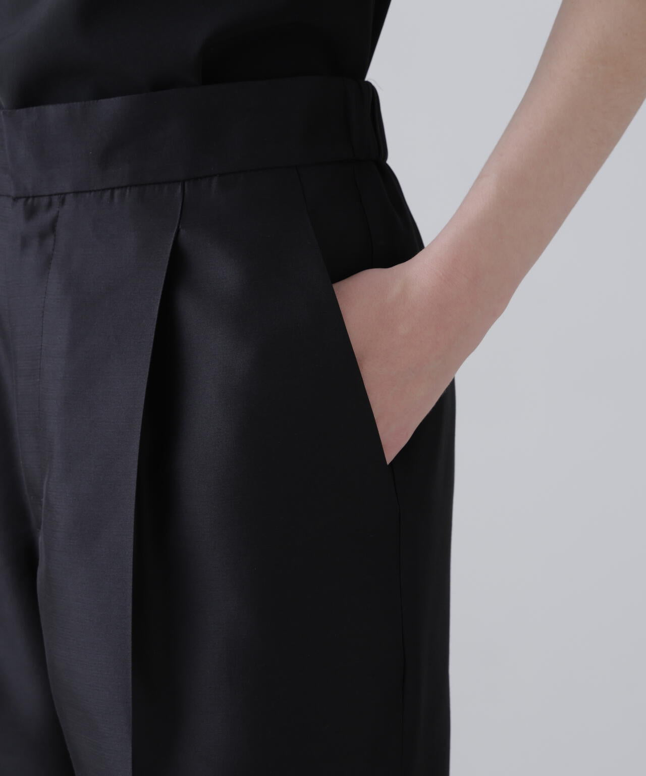 ＜BLACK LABEL＞シルクダブルクロスパンツ
