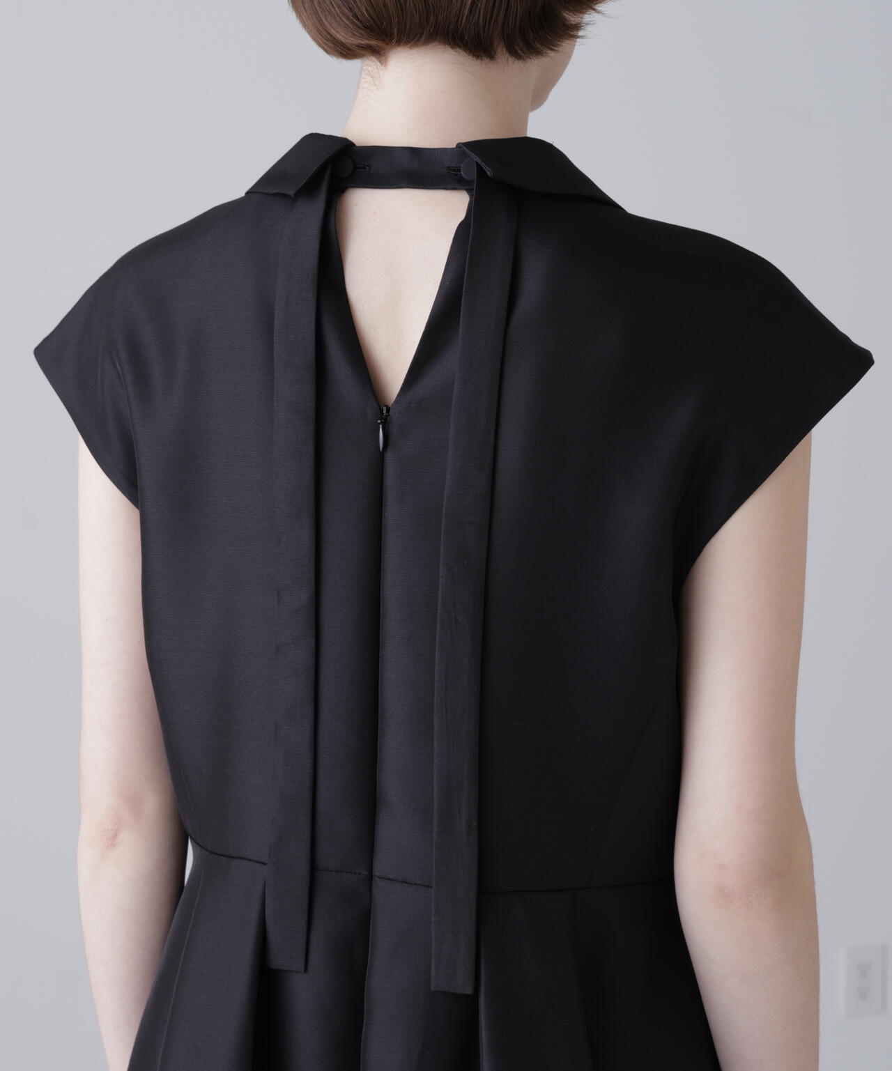 ＜BLACK LABEL＞シルクダブルクロスワンピース