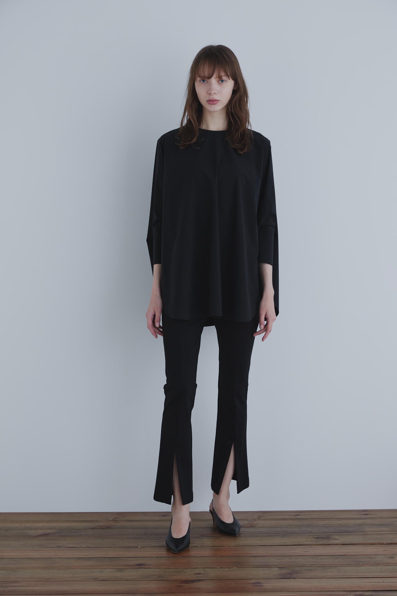 【EC限定】ハイストレッチフロントスリットパンツ（＋10cm丈）