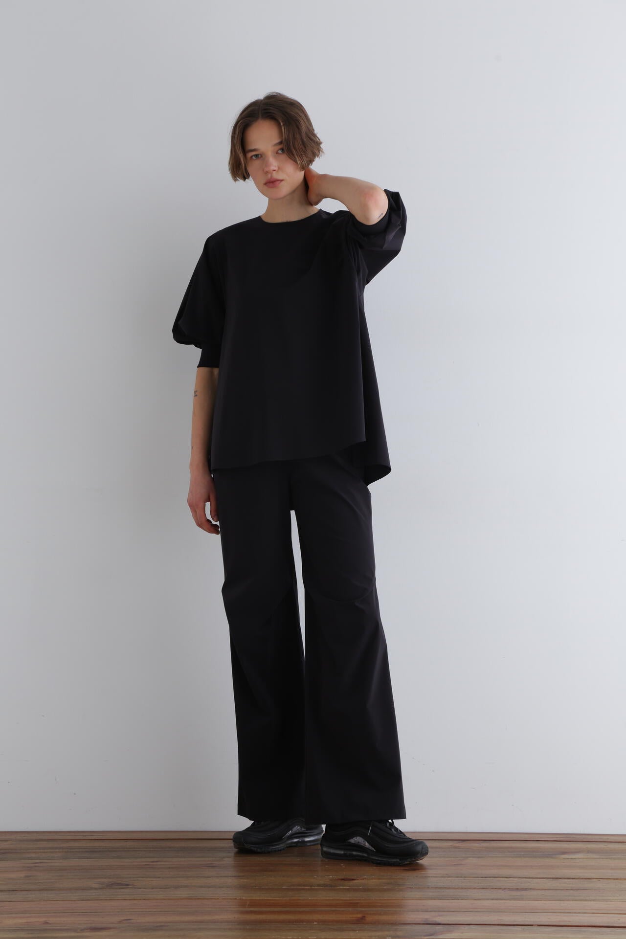 《LE PHIL SPORTS》ナイロンストレッチパンツ