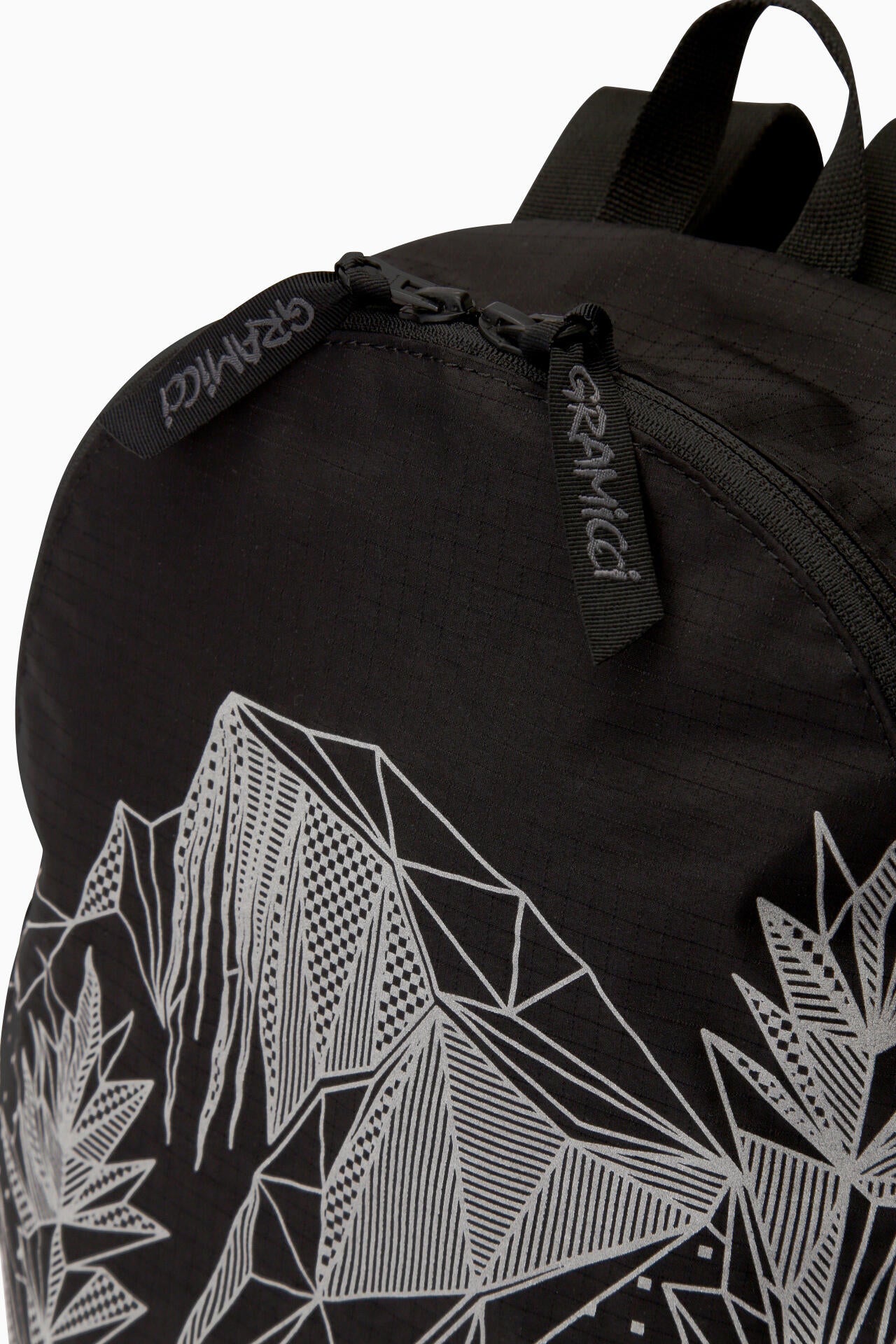 GRAMICCI × and wander 2way ripstop bag