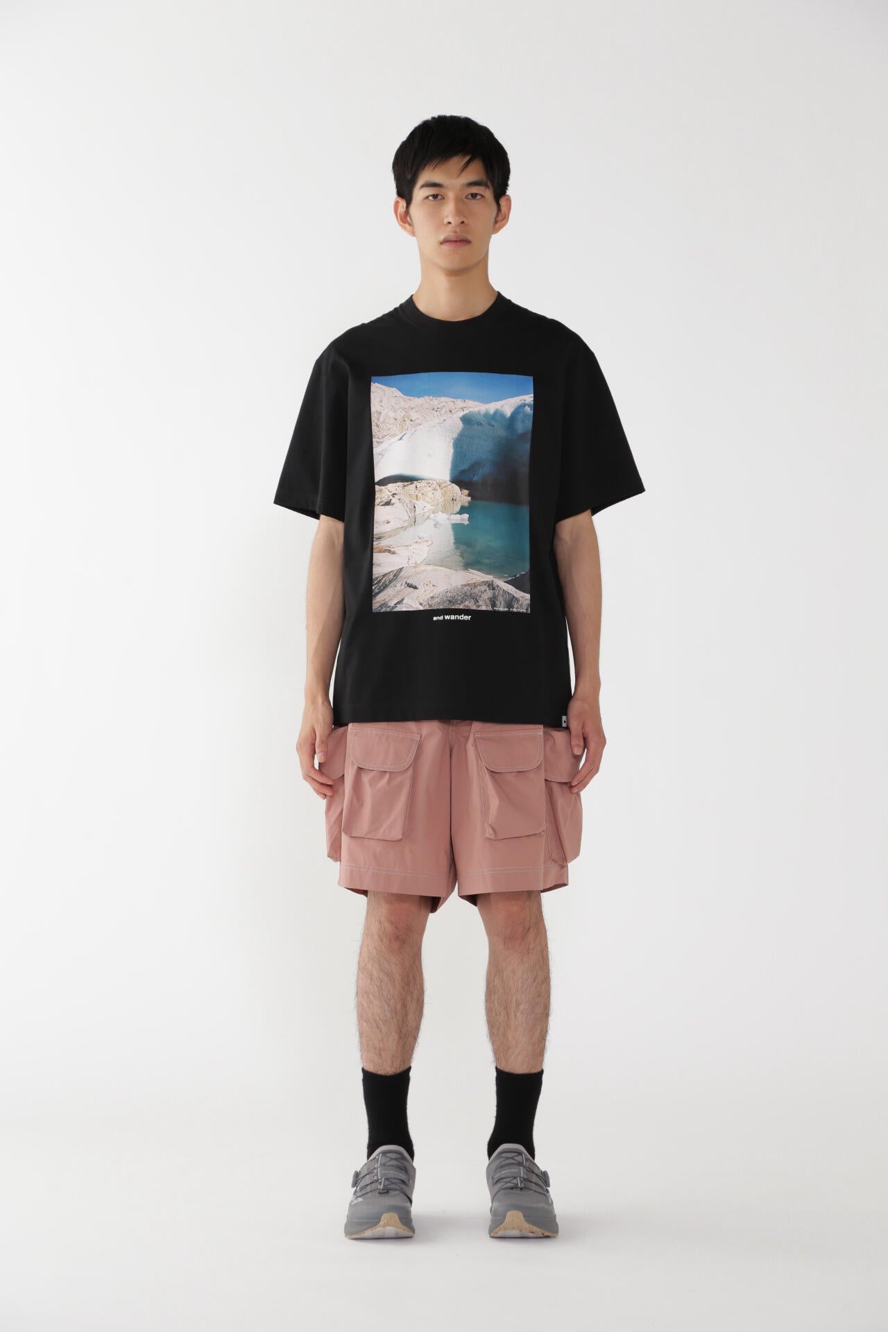 multi pocket short pants (M)