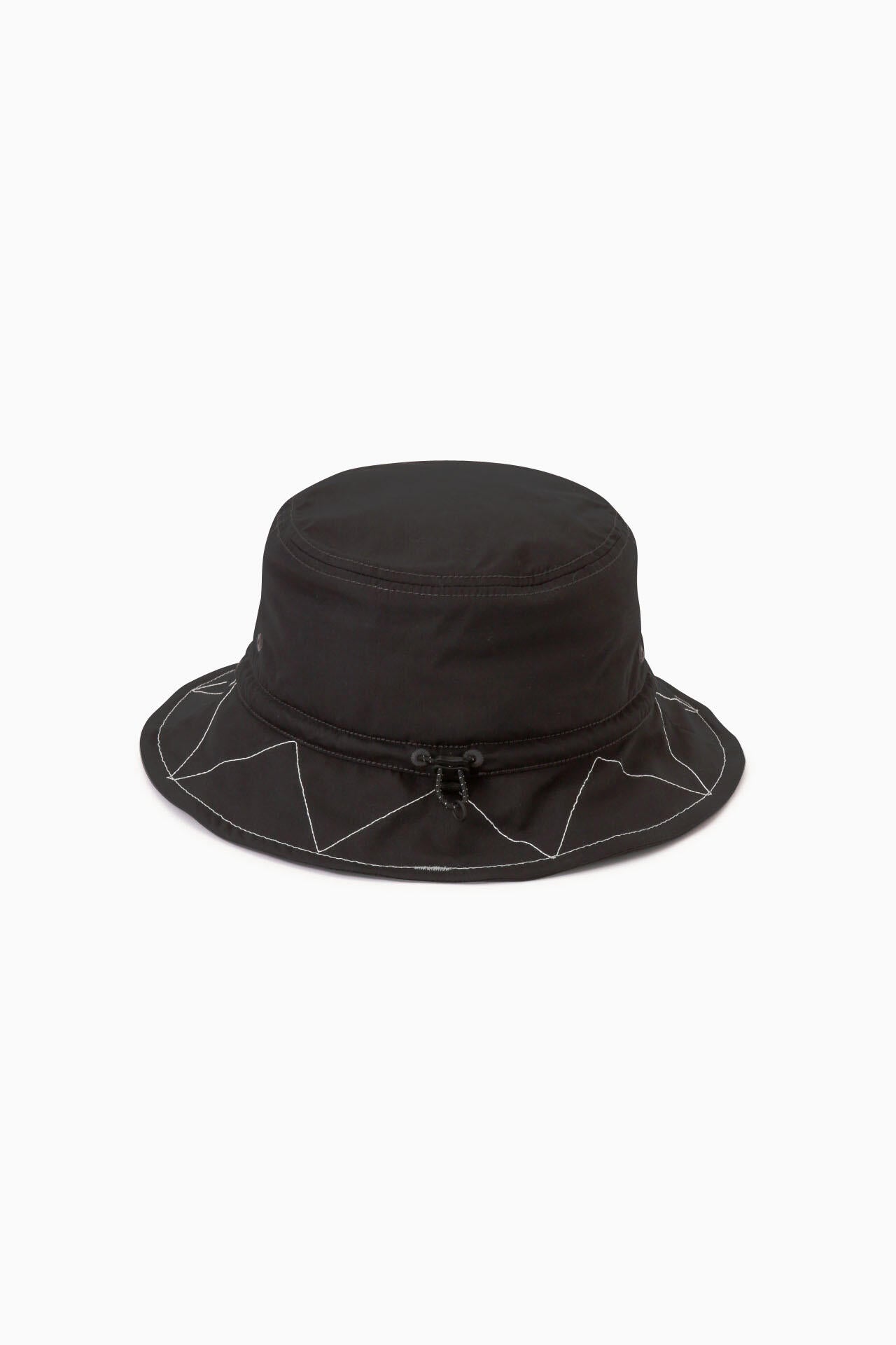 GRAMICCI × and wander zigzag stitch hat