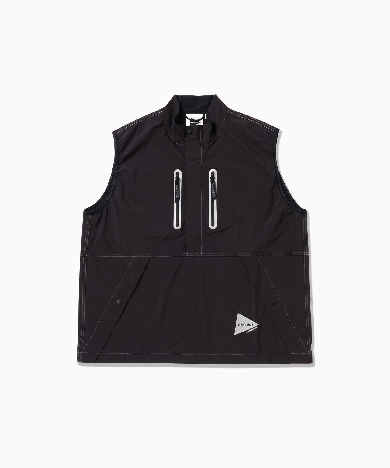 Gramicci × and wander  brushed nylon vest