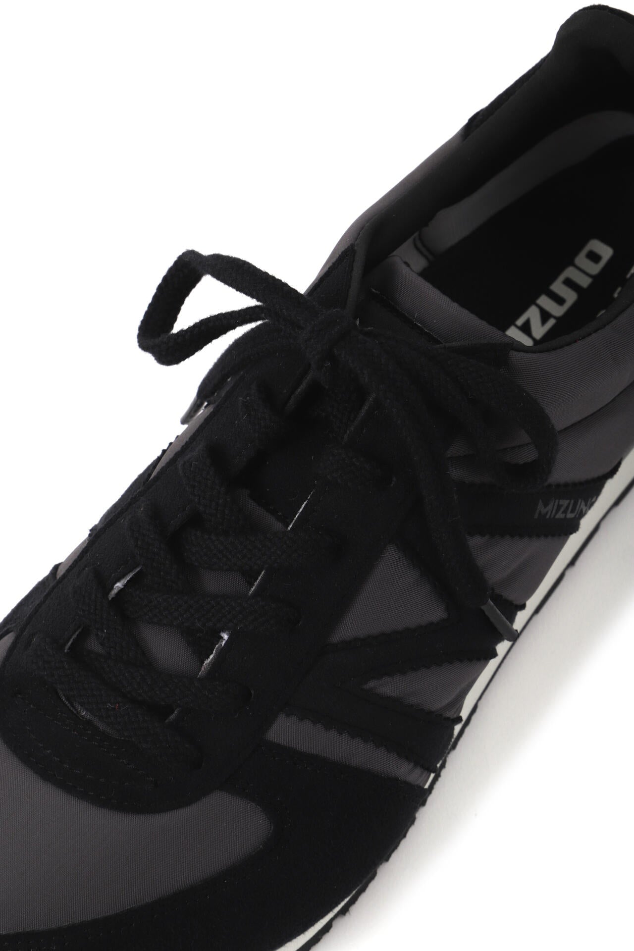 MIZUNO RUNNING SHOES