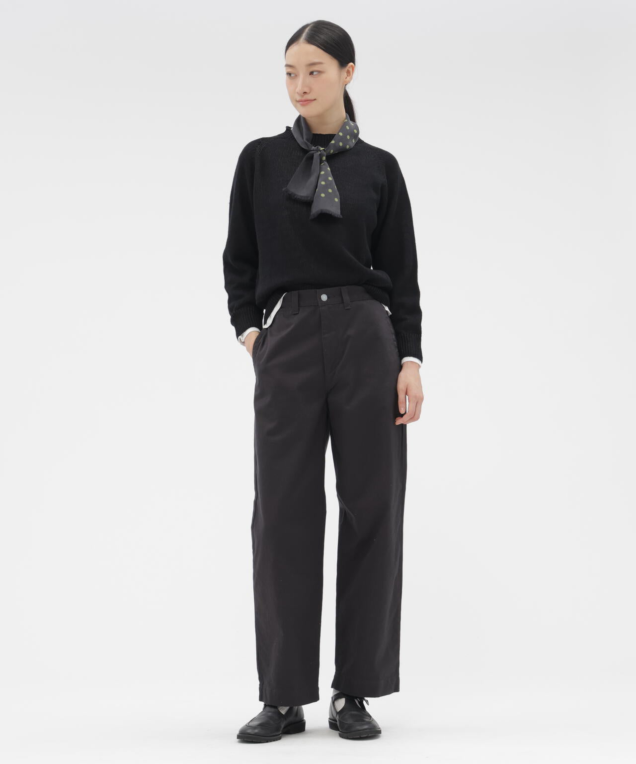 BASIC CHINO TROUSERS