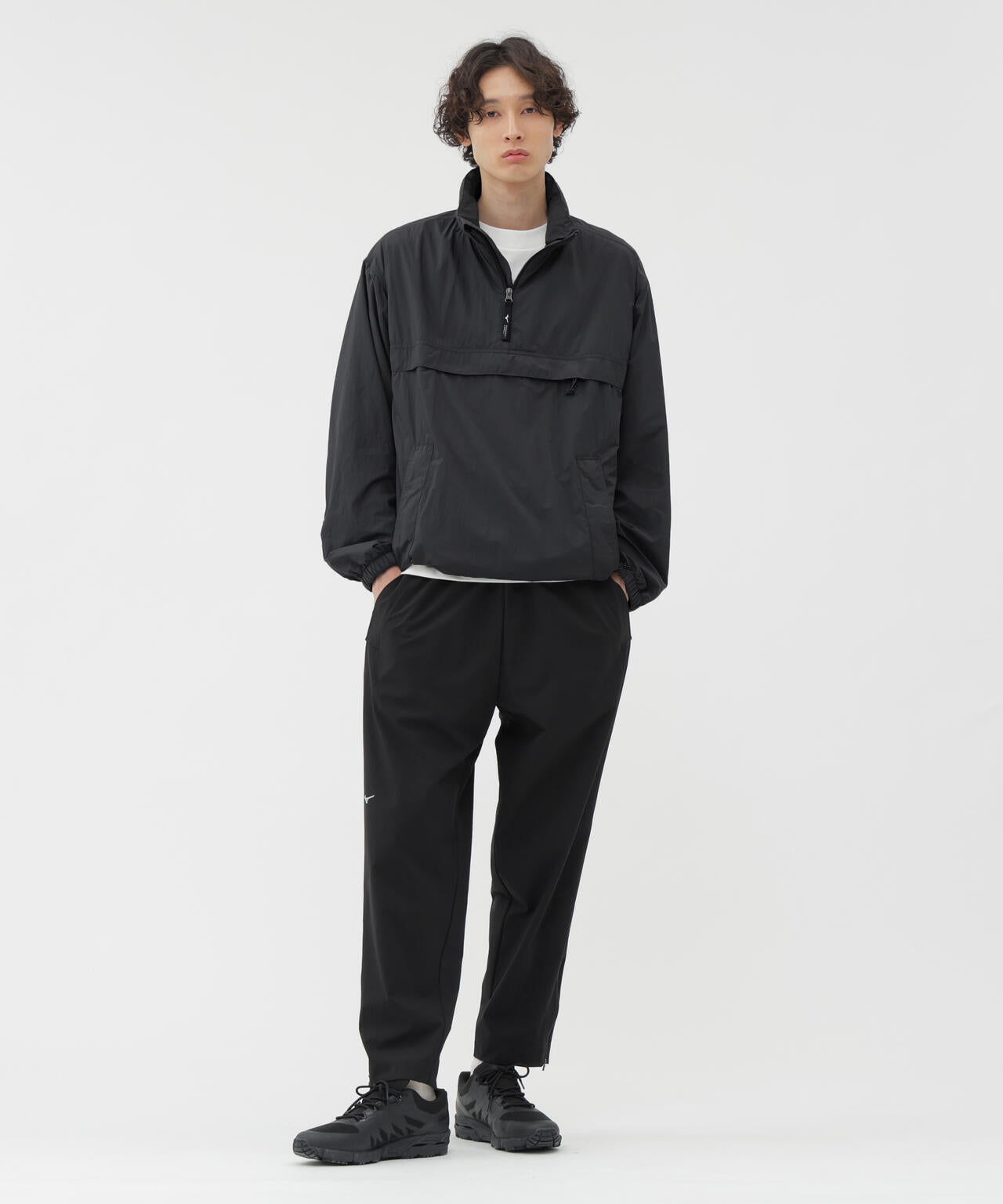 STRETCH POLYESTER HEAVY POPLIN TROUSERS