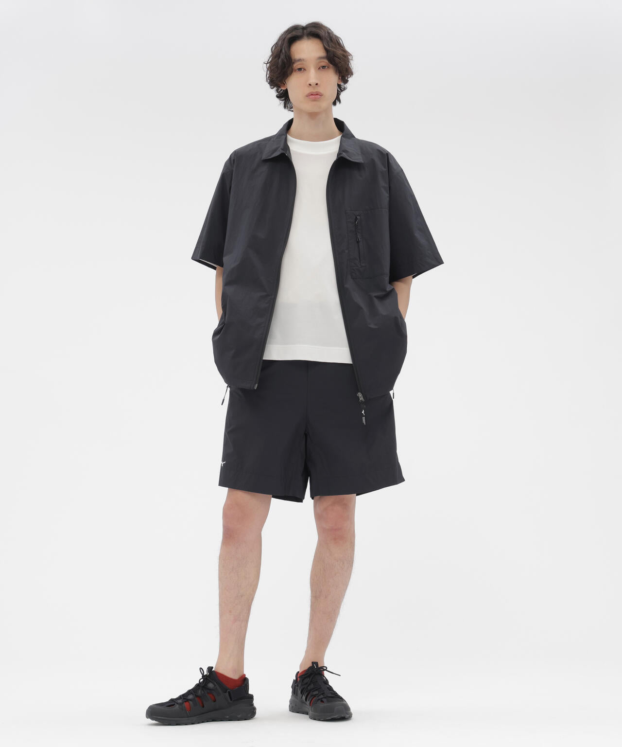 WATER REPELLENT LIGHTWEIGHT NYLON POPLIN SHIRT