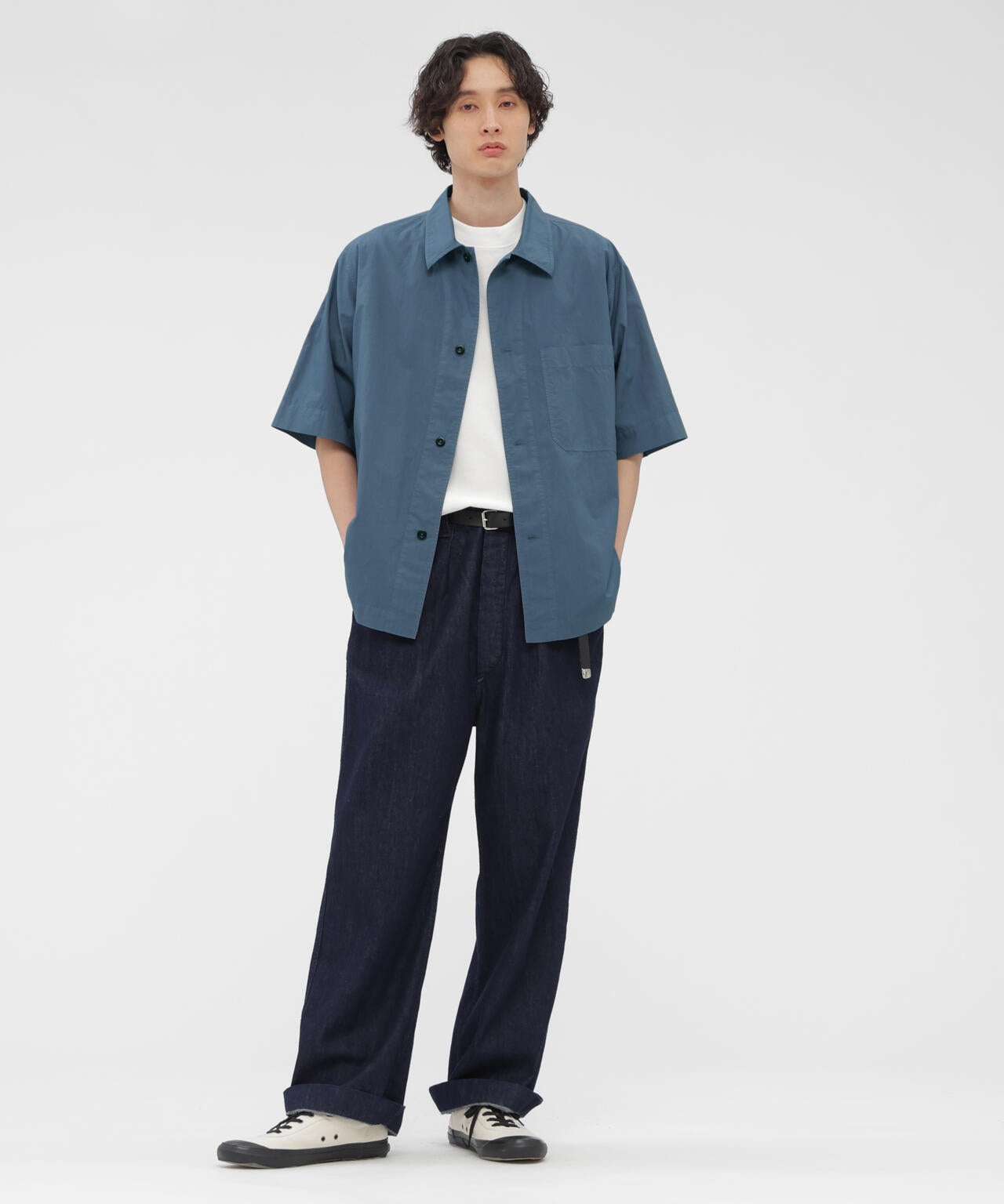 身長185cm 　B84 W66cm H91cm 着用サイズ：L