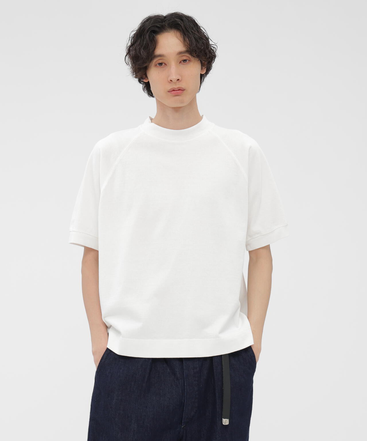 身長185cm 　B84 W66cm H91cm 着用サイズ：L