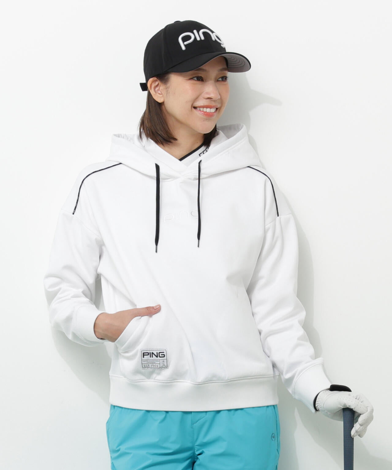 【PING APPAREL】エンボスロゴスウェットフーディプルオーバー ＜GOLD＞ (LADIES)