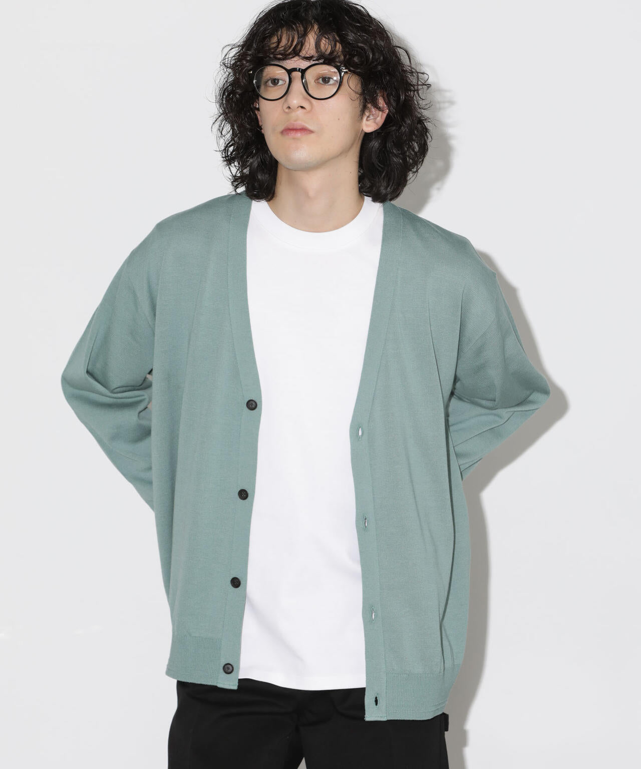 「タフニット」Vネックカーディガン