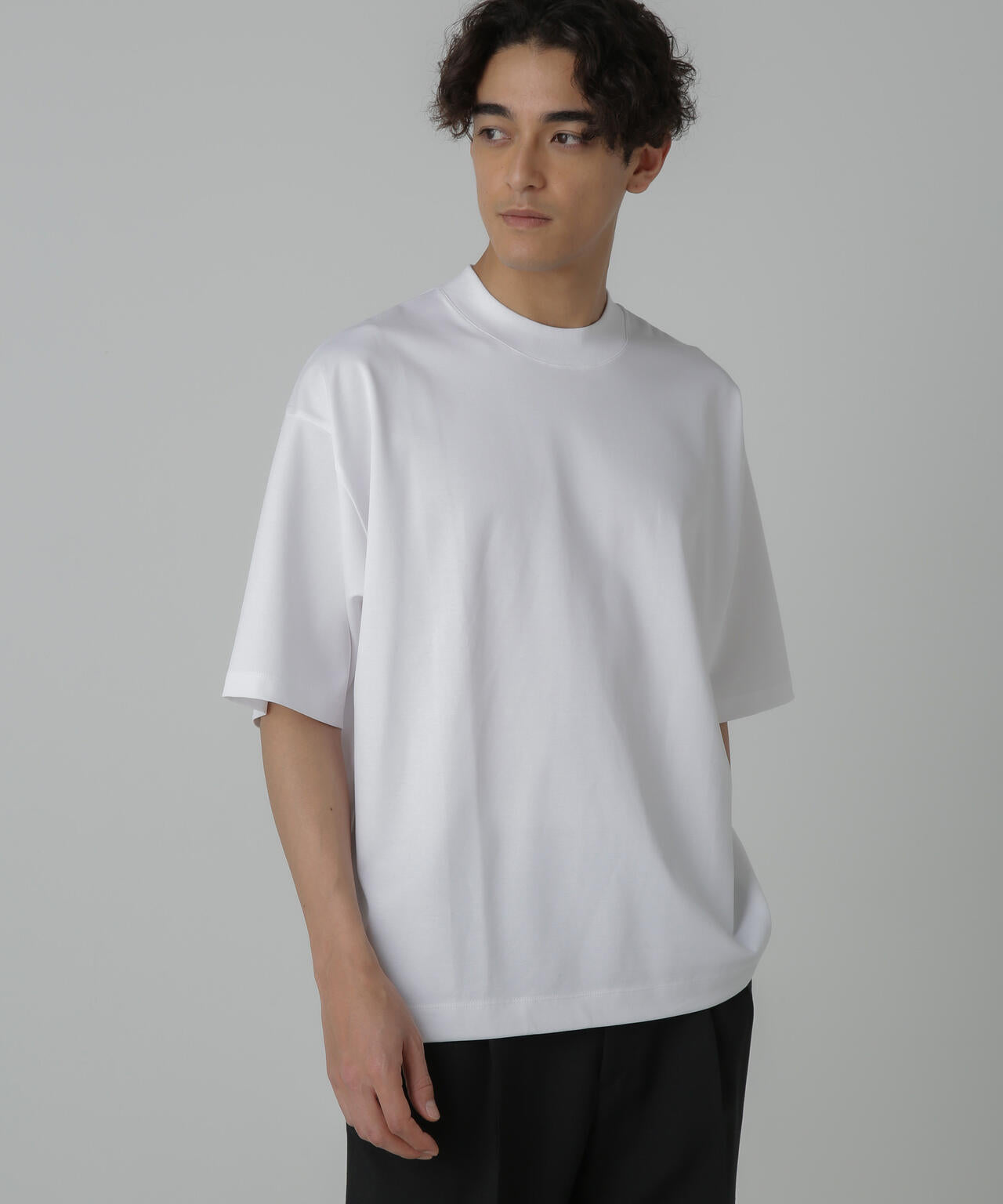 シルケットポンチワイドモックネックTシャツ