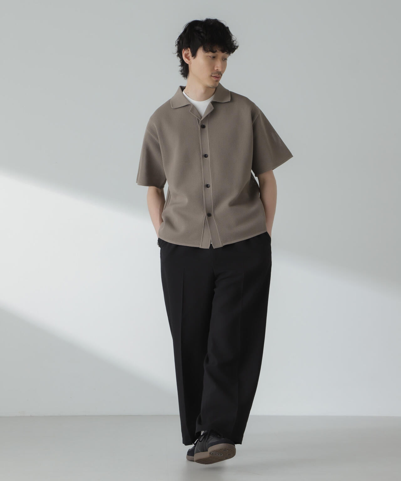 「大人のワイドパンツ」ハイツイストワイドスラックス