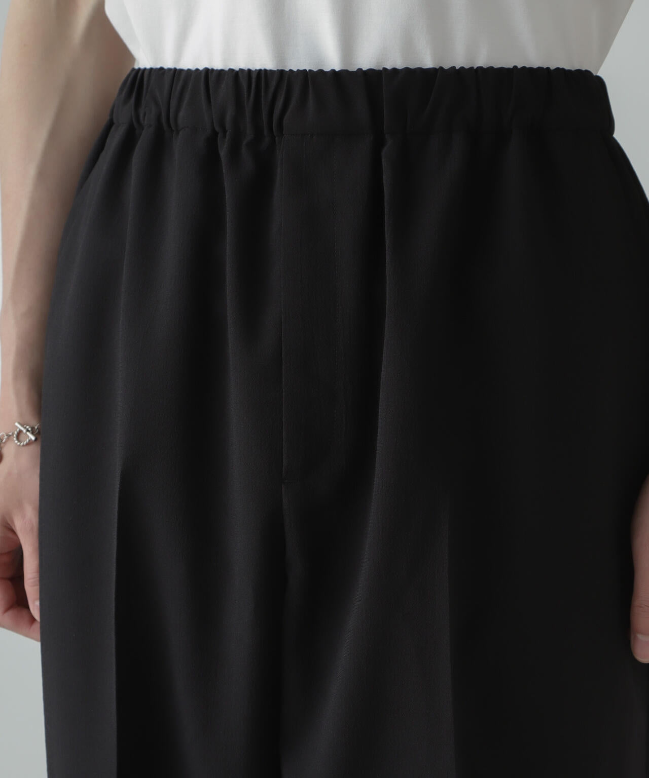 「大人のワイドパンツ」ハイツイストワイドスラックス