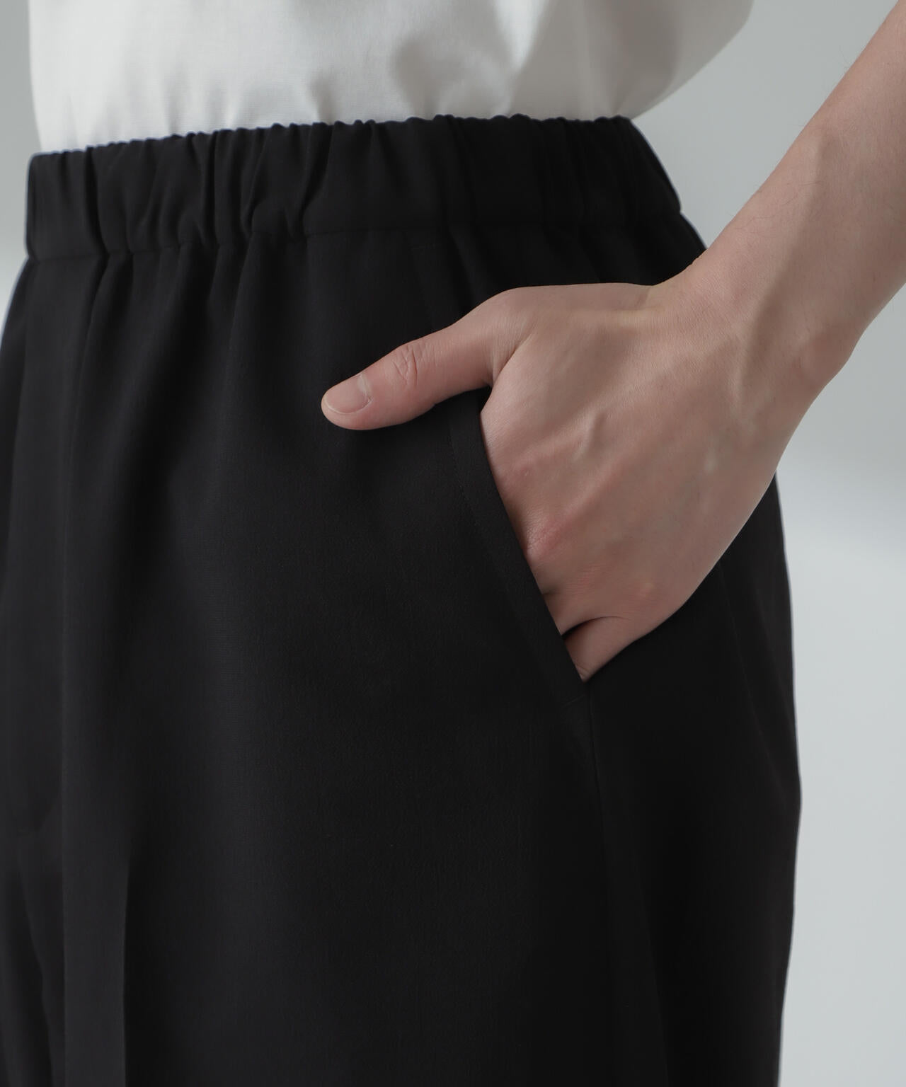 「大人のワイドパンツ」ハイツイストワイドスラックス
