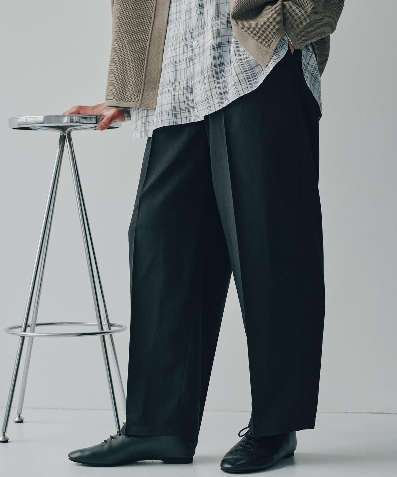 「大人のワイドパンツ」ハイツイストワイドスラックス